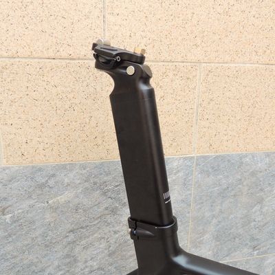 Biciclette stradali Biciclette da pista con modalità di lavorazione della superficie lucida 700C Cornice per biciclette stradali