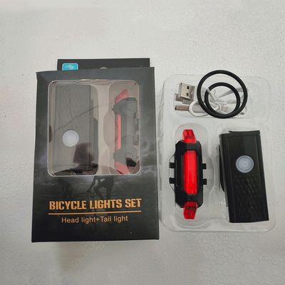 3 modalità luci LED per biciclette impostate per 1,5-4 ore resistenza e batteria ricaricabile USB